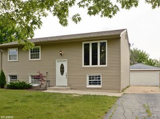 19609 Sycamore St, Mokena, IL 60448