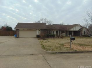 29640 E 155th St S, Coweta, OK 74429