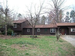 2nd image of 1888 Creekside Pl