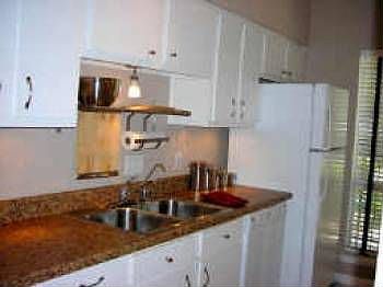 5th image of 1915 Augusta Dr APT 8