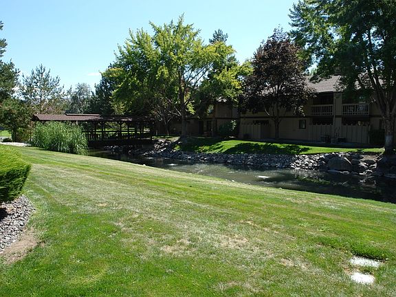 COMMON AREA NEXT TO UNIT