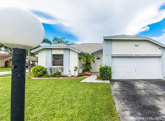 4th image of 15093 SW 13th Ct