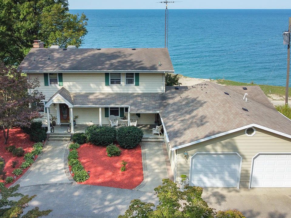 2450 Birch Path Saint Joseph Mi 49085 Mls 20039020 Zillow