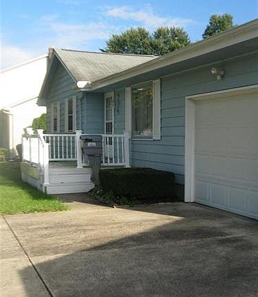 2nd image of 581 Beverly Hills Dr