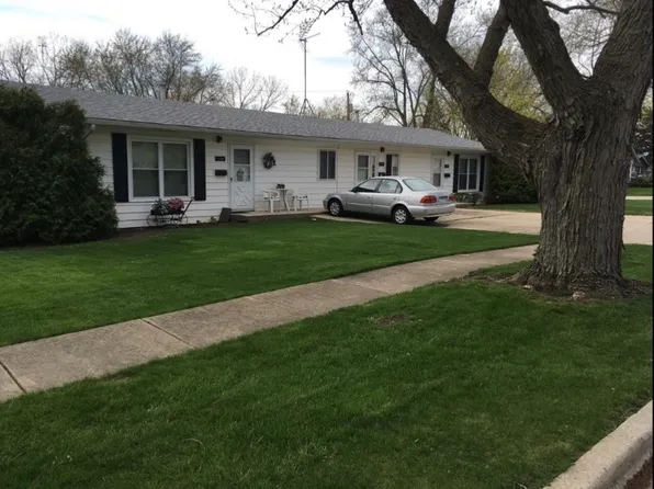 1109 S 10th Ave #1103, Saint Charles, IL 60174