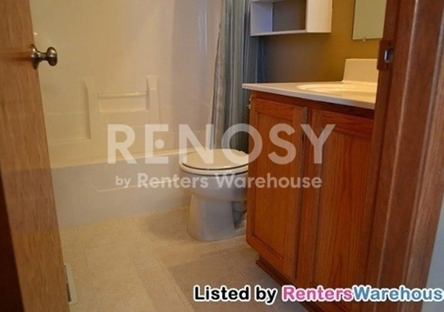 2 Bedroom 2.5 Bath Townhome in Shakopee — Photo 4