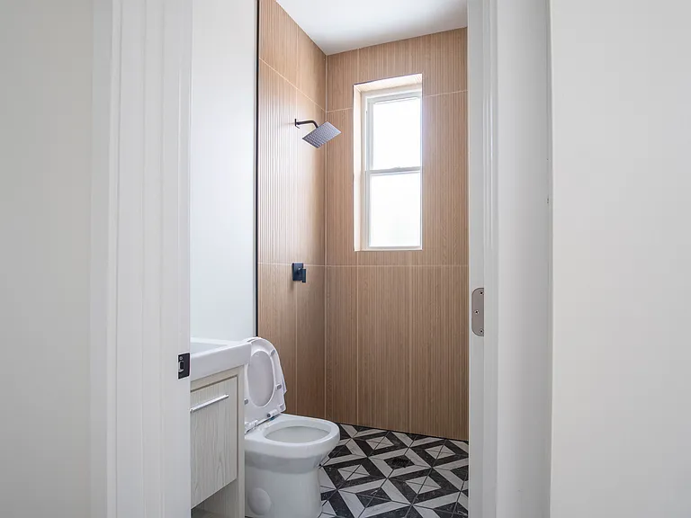 2753 W Chicago Ave #2 — Photo 9