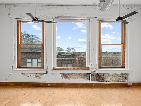 4th image of 100 S Gay St #212