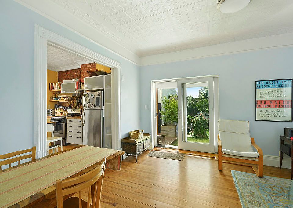 1st image of 6 Dikeman St