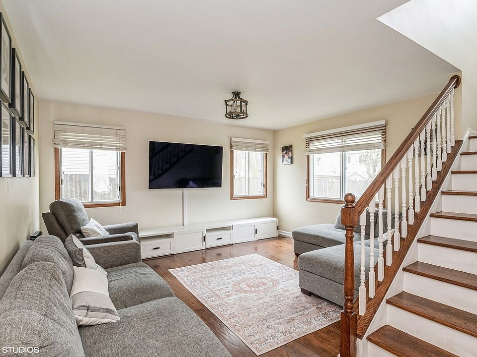 317 Christine Ln, Hainesville, IL 60030 Zillow
