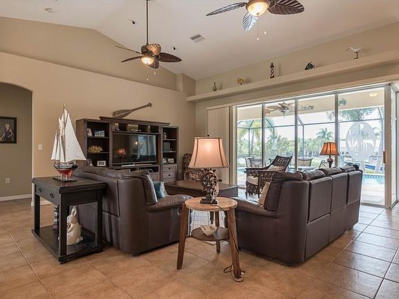 4th image of 18622 Kerrville Cir