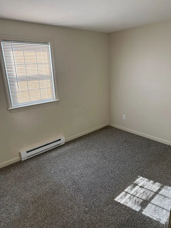 2 bed, 1.0 bath, 600 sqft, $1,795 — Photo 3
