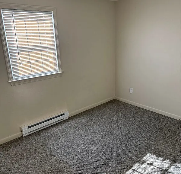 2 Grand Ave — Photo 3