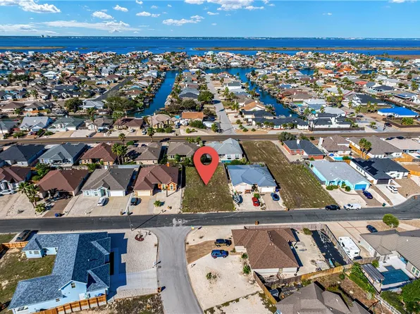 15121 Crossjack St, Corpus Christi, TX 78418