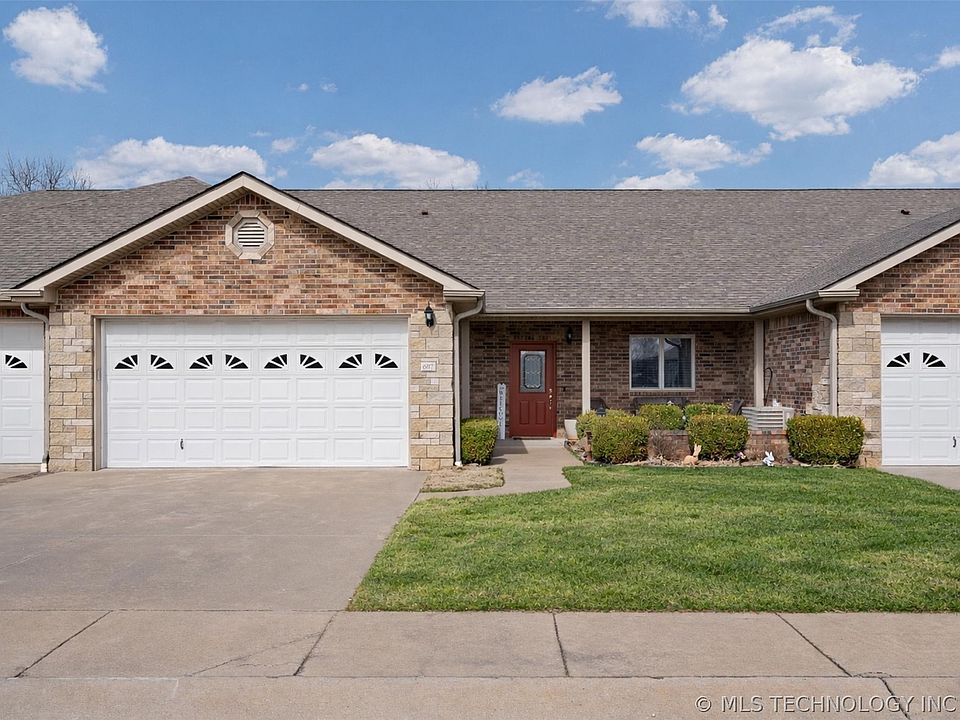1st image of 607 Saint Andrews Cir