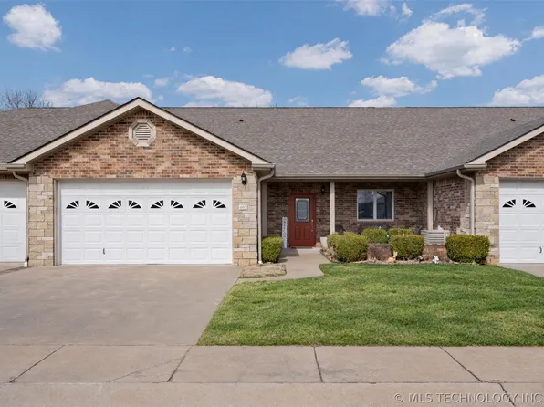 607 Saint Andrews Cir, Grove, OK 74344