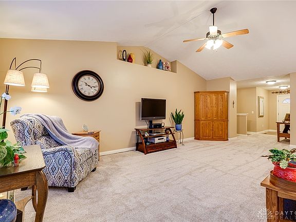 5th image of 1130 Parkview Dr