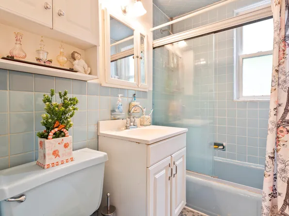 39-47 43rd Street image 7 of 20