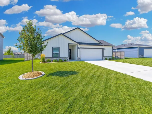 1346 S Sierra Hills St, Wichita, KS 67230