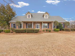 290 Redfield Dr, Jackson, TN 38305