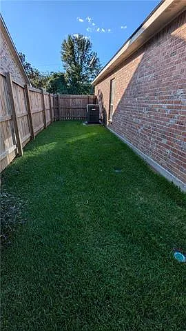 9725 Kinglet Dr — Photo 5