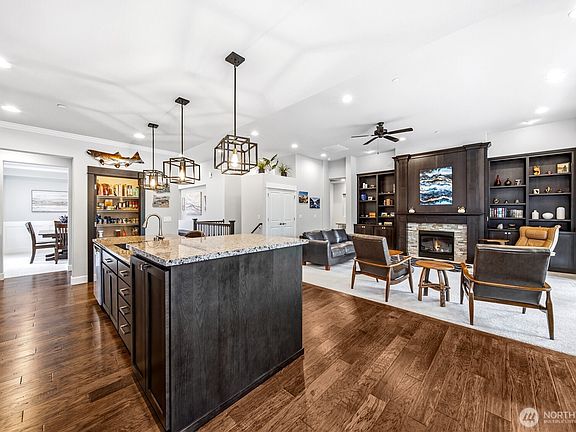 3rd image of 18121 133rd Street E
