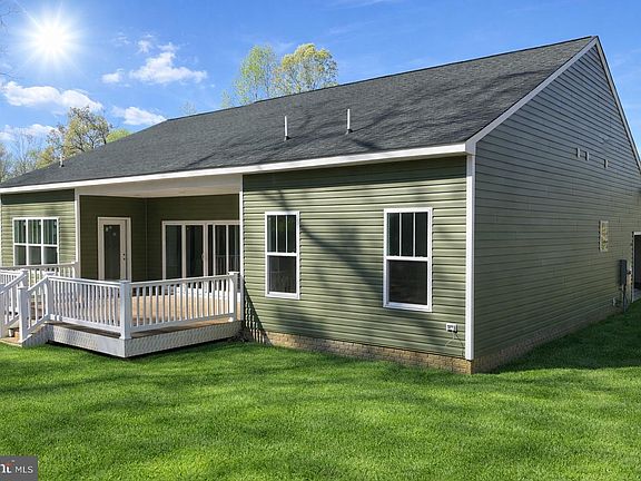 3rd image of 5304 Wyndemere Cir