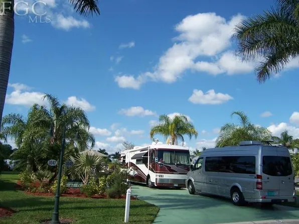3049 W Riverbend Resort Blvd, Labelle, FL 33935