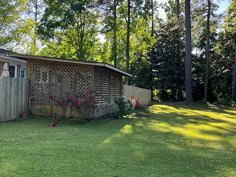209 Country Club Dr — Photo 19