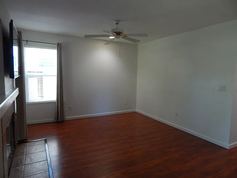 1607 Pastal Way — Photo 18
