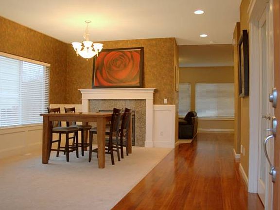 Flowing Floorplan