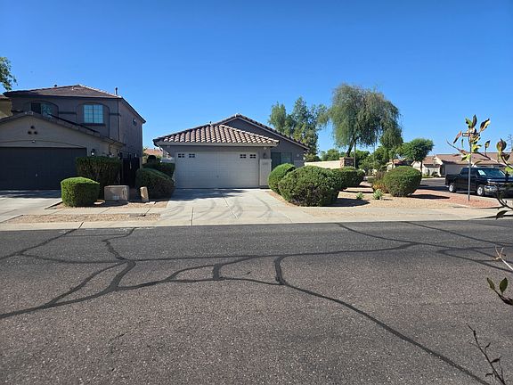 2nd image of 13985 W Maui Ln