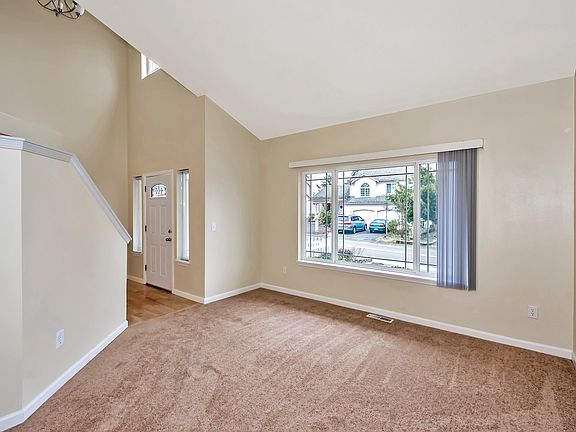 4th image of 11031 Peony Pl NW