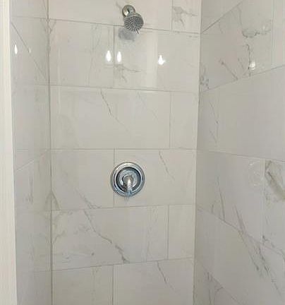 3rd image of 2219 Maryland Ave #4