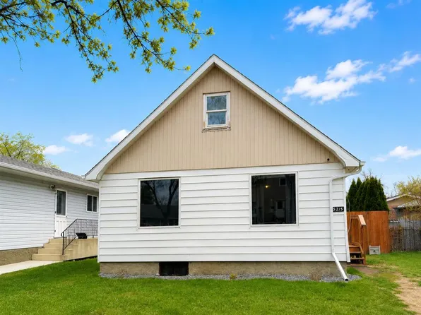 5215 W 44th St, Camrose, AB T4V 1C8