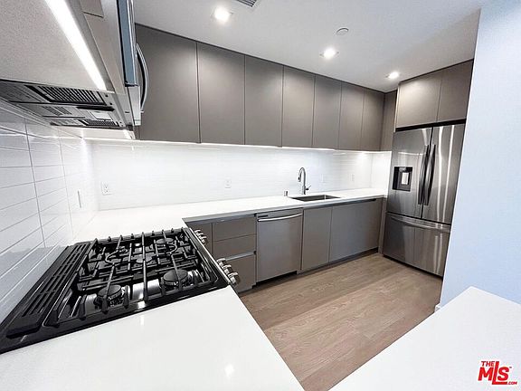 5th image of 8555 Colgate Ave #101