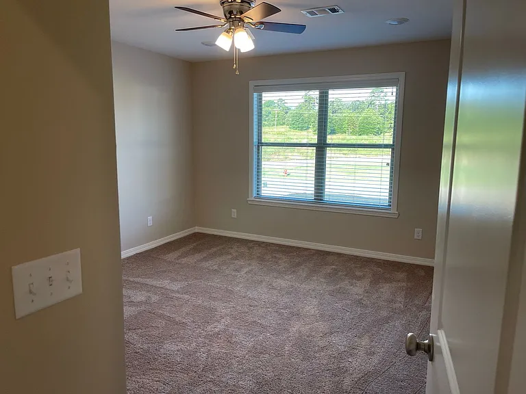 102 Praire Creek Dr — Photo 9