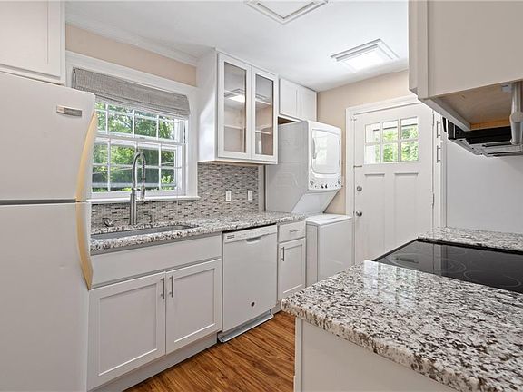 4th image of 4529 Duke Dr