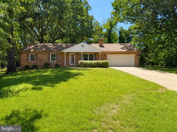 3801 Margay Ct, Alexandria, VA 22309