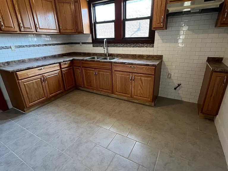 59 Burgard Pl #2 — Photo 6