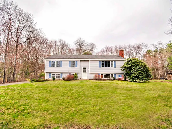 4 Nicholas Road, Plaistow, NH 03865