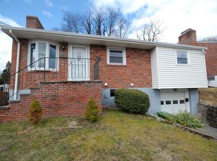 86 Stoneleigh Rd, Watertown, MA 02472