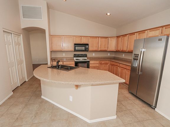 5th image of 24019 S Sunny Side Dr