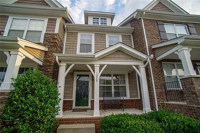 1st image of 1228 Riverbrook Dr