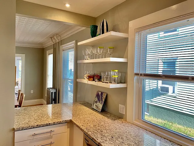 2 bed, $2,595 — Photo 3