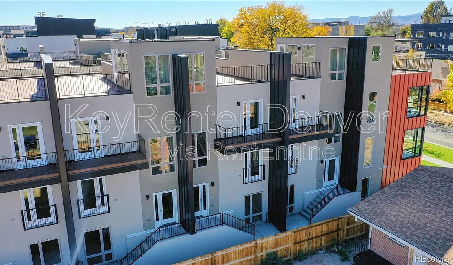 3 bed, 2.5 bath, 1800 sqft, $3,475 — Photo 2