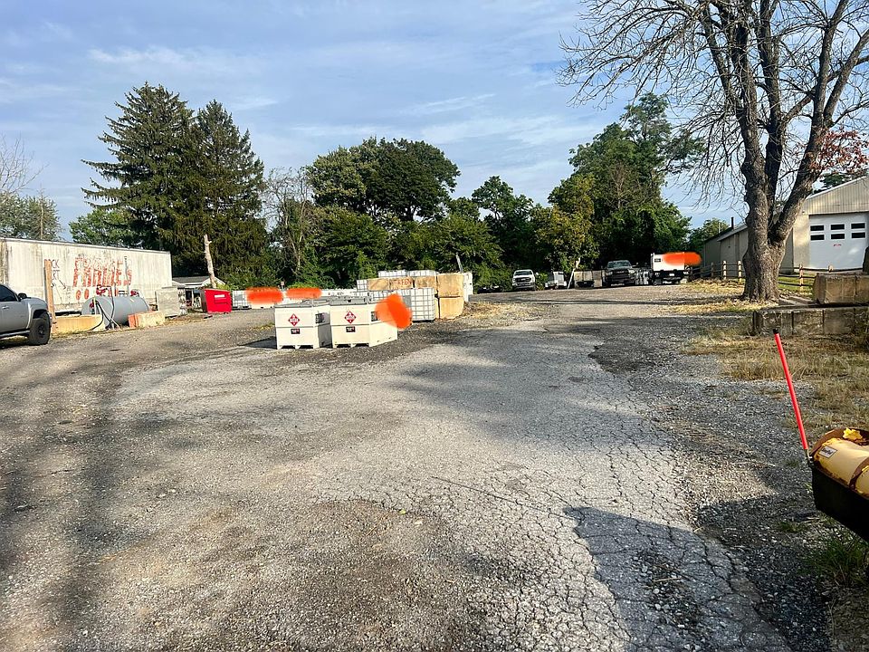 2nd image of 815 Lincoln Ave