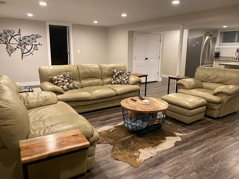 7035 S Towncrest Dr — Photo 2