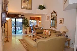 5th image of 9814 Watermill Cir APT B