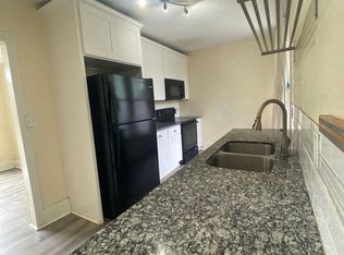 3026 SE Tacoma St #B, Portland, OR 97202